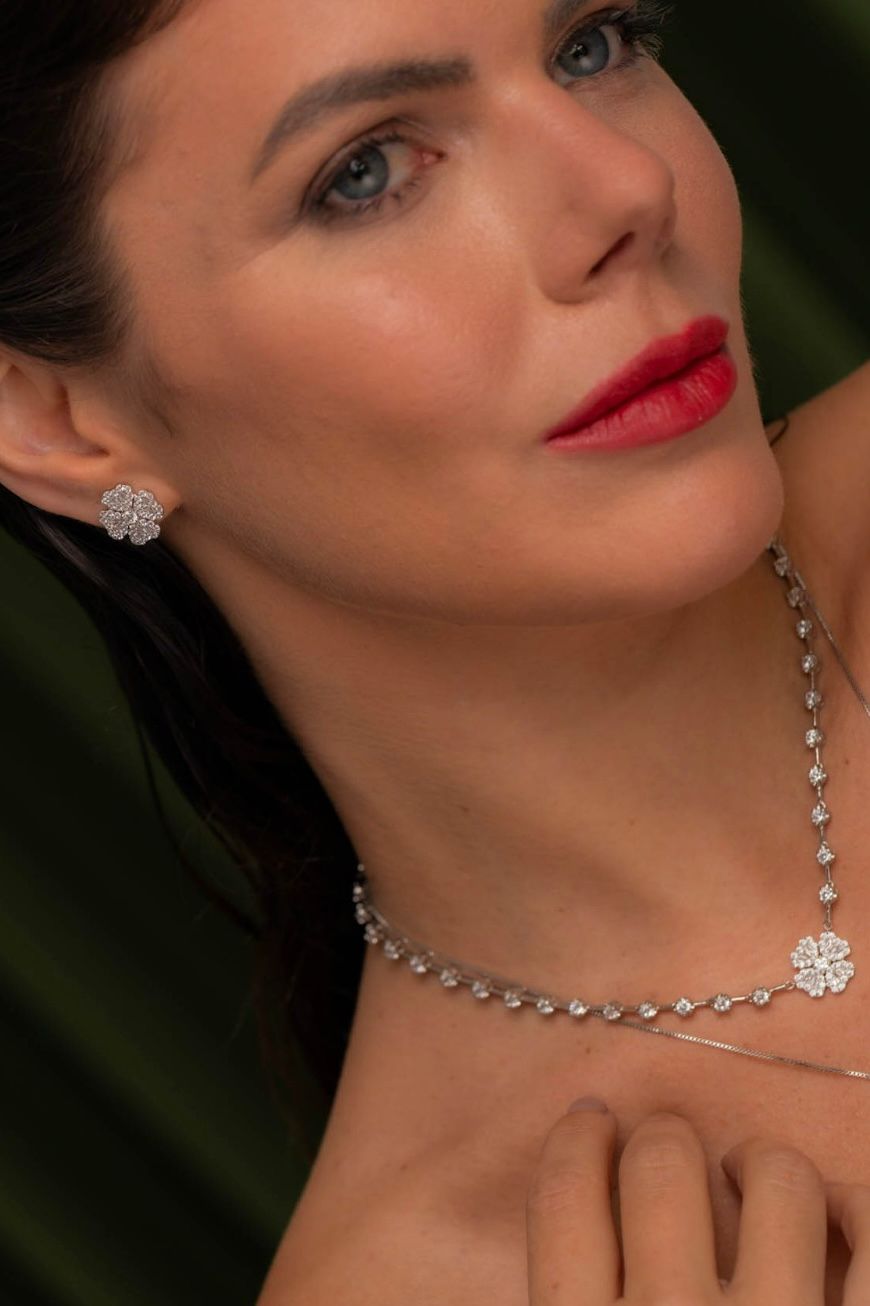 Brinco e Colar Riviera Trevo Prateado