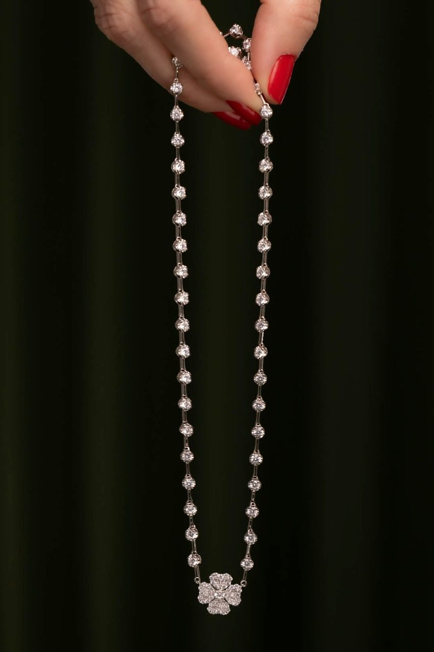 Brinco e Colar Riviera Trevo Prateado