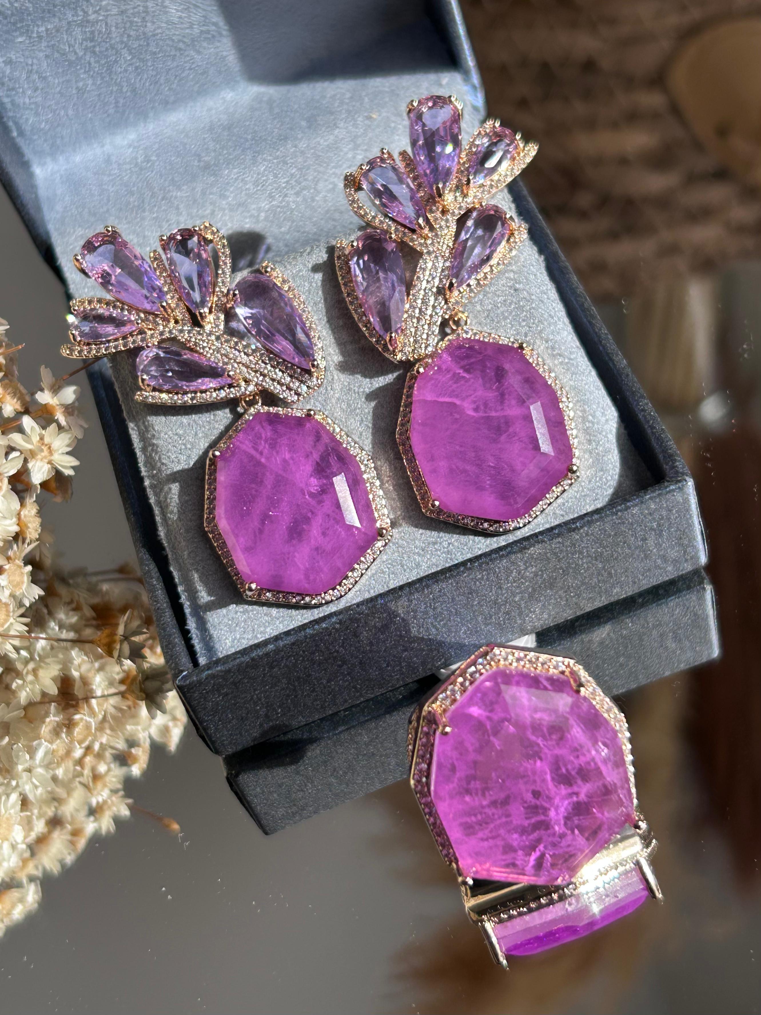 Conjunto Brinco e Anel Luxo Fucsia