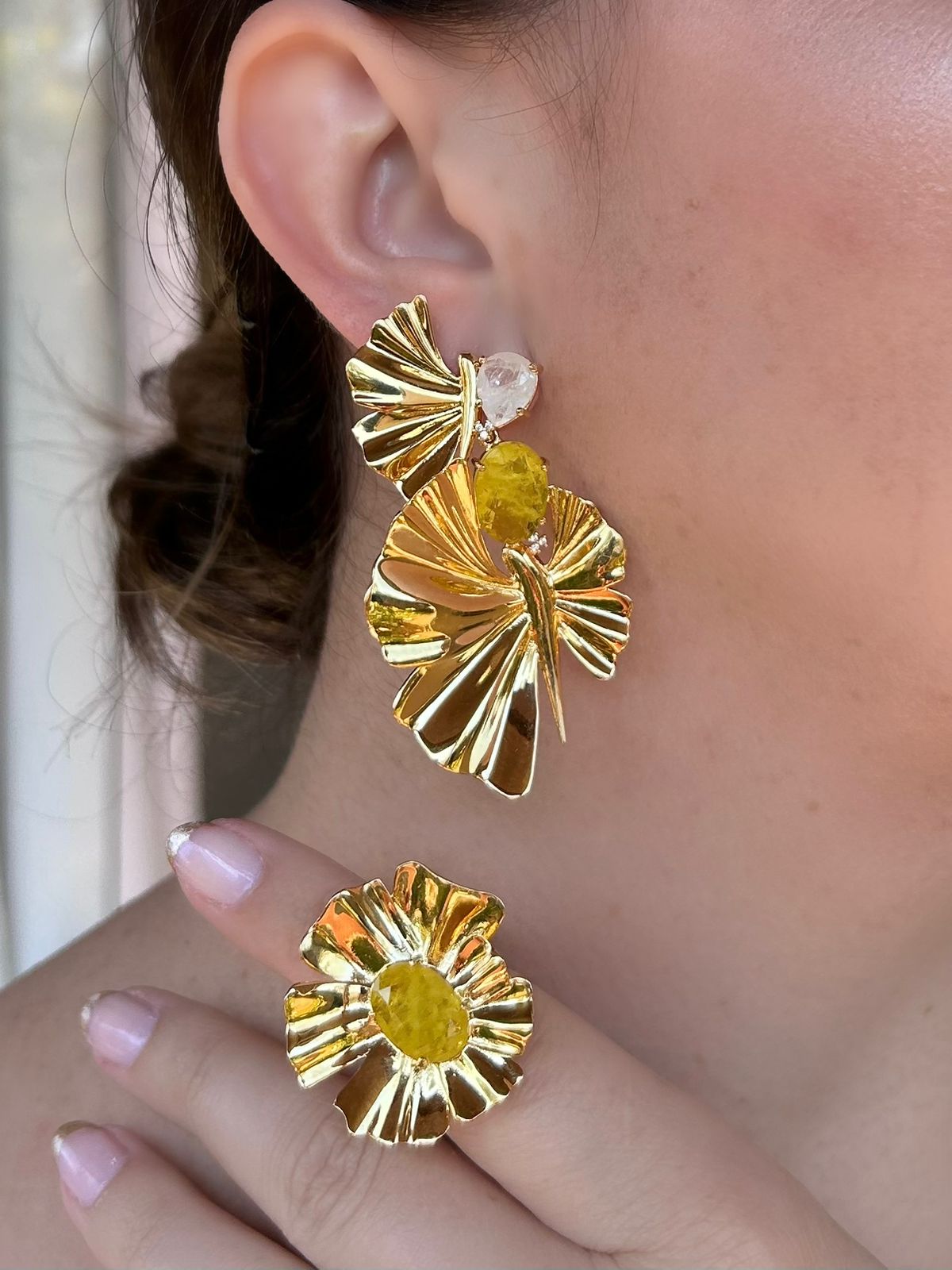 Conjunto Brinco e Anel Butterfly Yellow