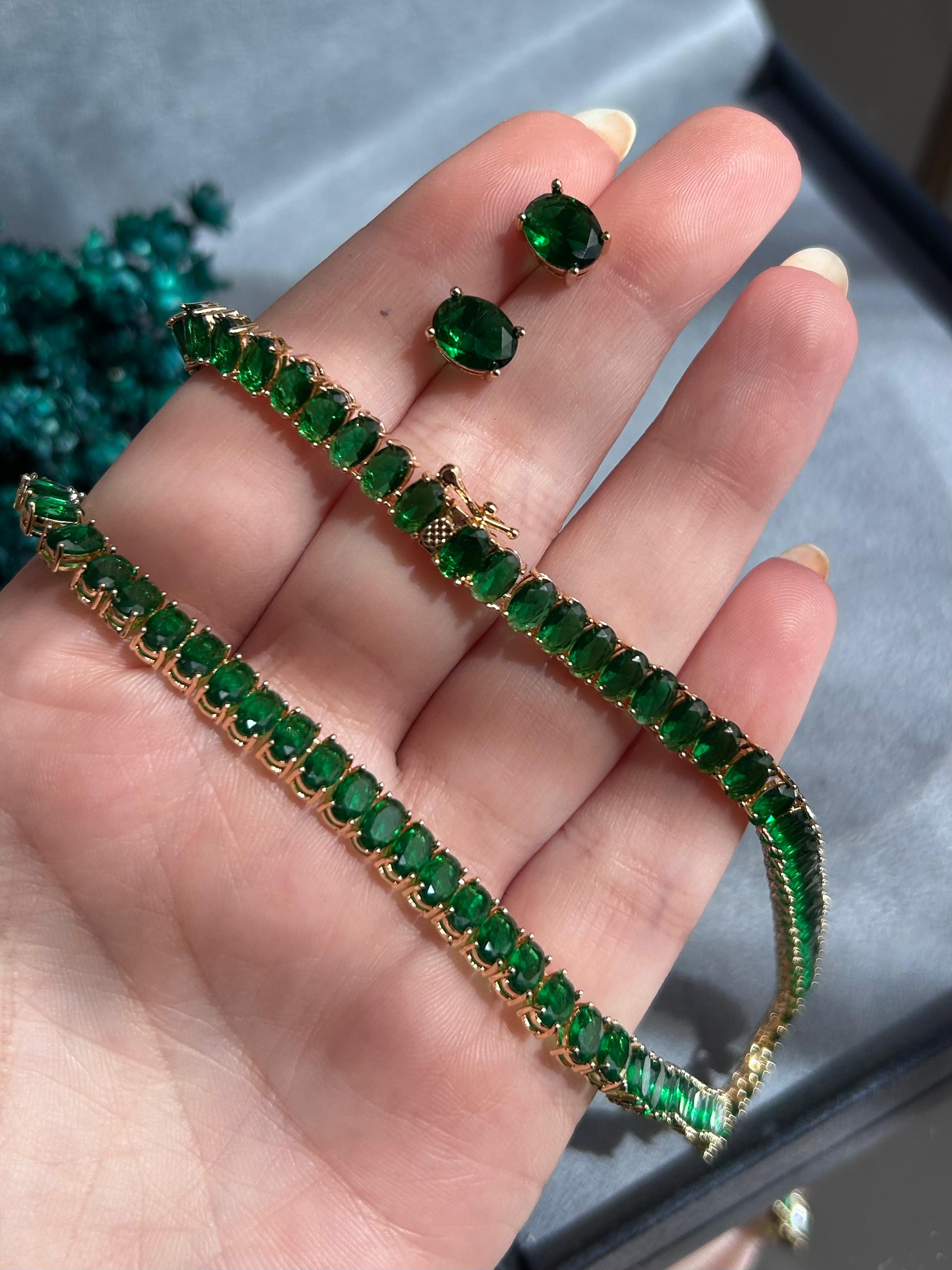 Conjunto Brinco e Colar Riviera Oval Verde Esmeralda Dourado