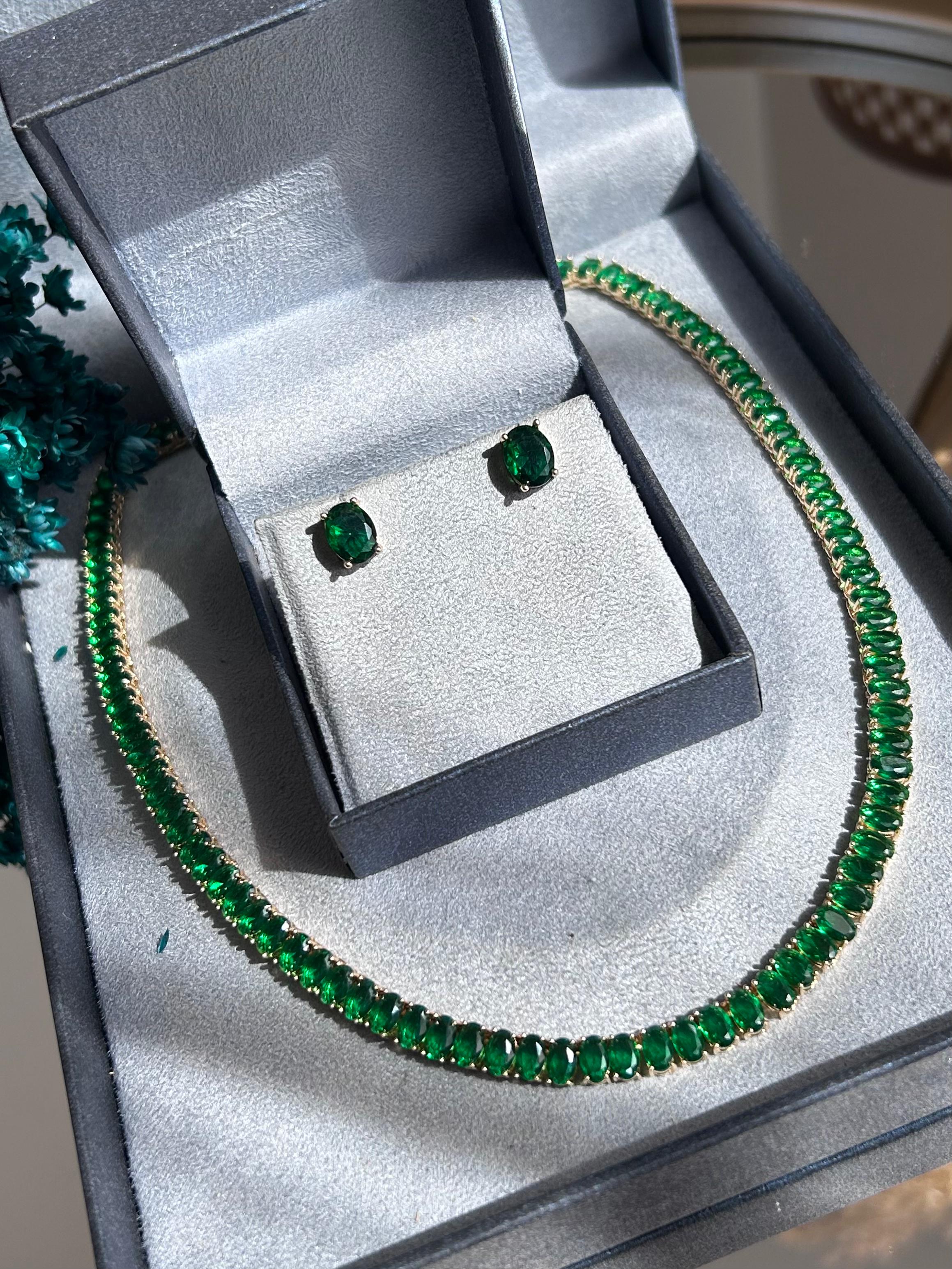 Conjunto Brinco e Colar Riviera Oval Verde Esmeralda Dourado