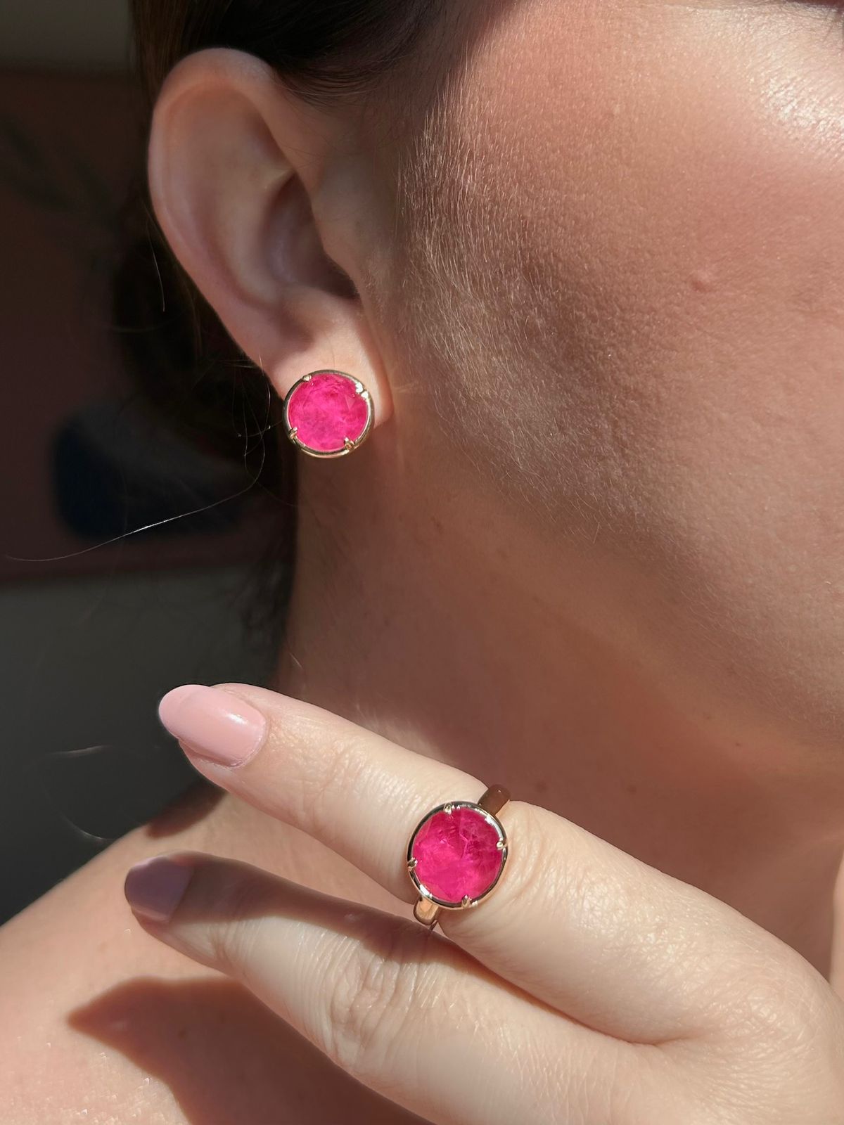 Conjunto Brinco e Anel Redondo Pink