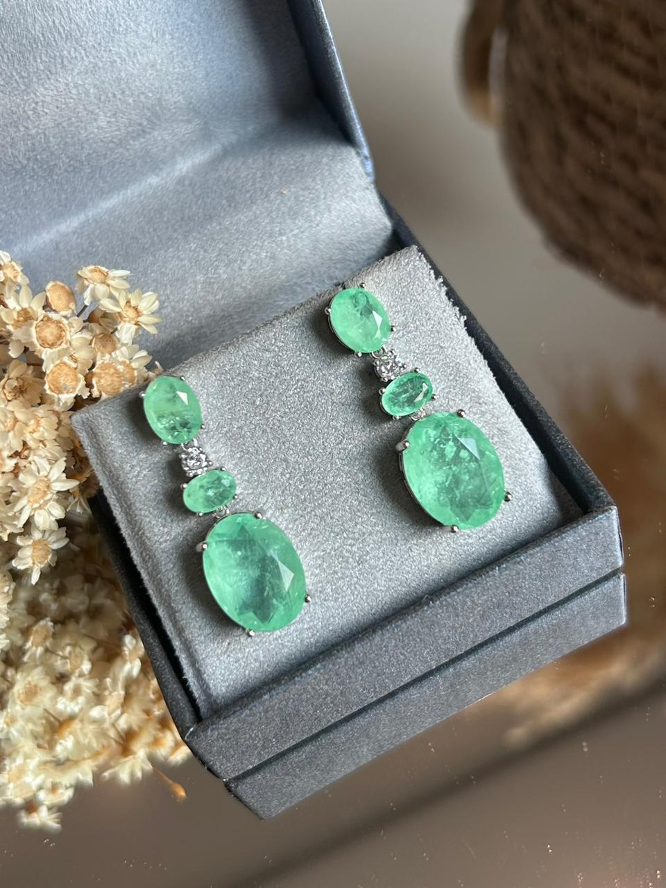 Brinco Pedras Ovais Turmalina Verde