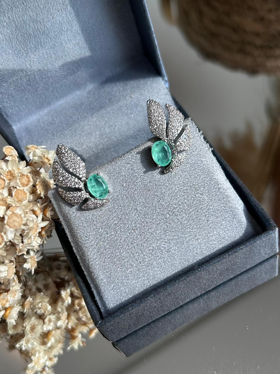 Brinco EarCuff Asa Turmalina