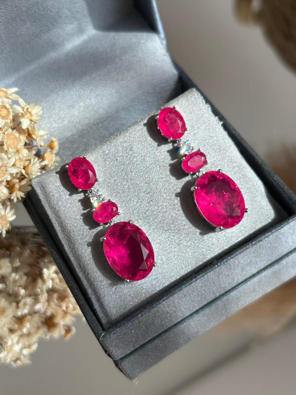 Brinco Pedras Ovais Pink