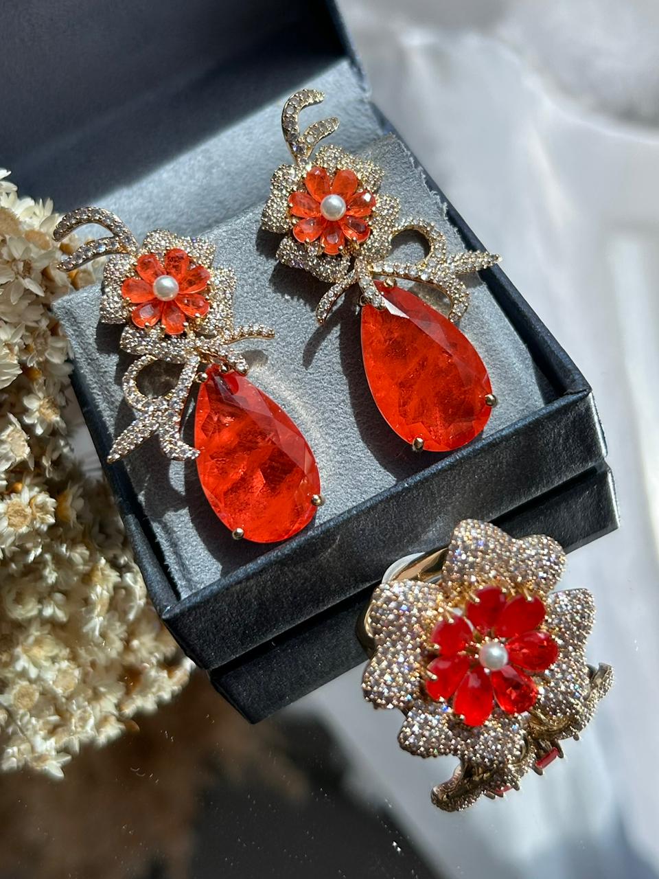 Conjunto Brinco e Anel Flor Tangerina