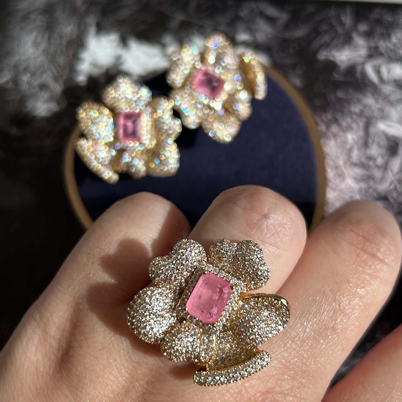 Conjunto Brinco e Anel Flor Ligth Pink Fusion