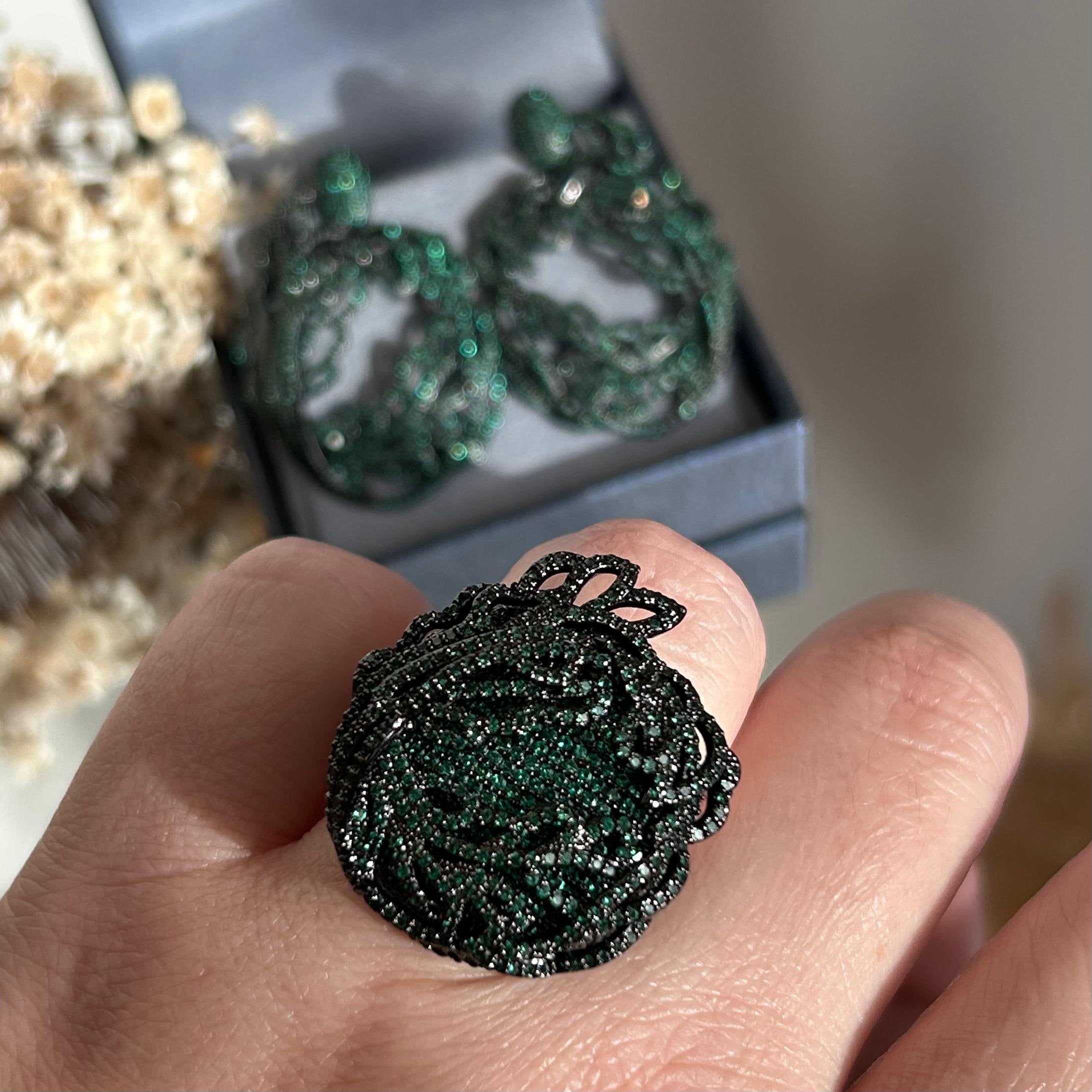 Conjunto Brinco e Anel Linhas Verde Esmeralda