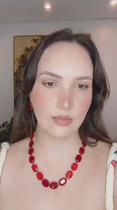 Conjunto Brinco, Colar e Pulseira Pedras Ovais Rubi