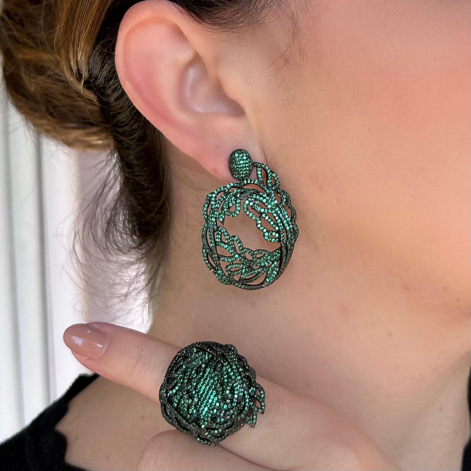 Conjunto Brinco e Anel Linhas Verde Esmeralda