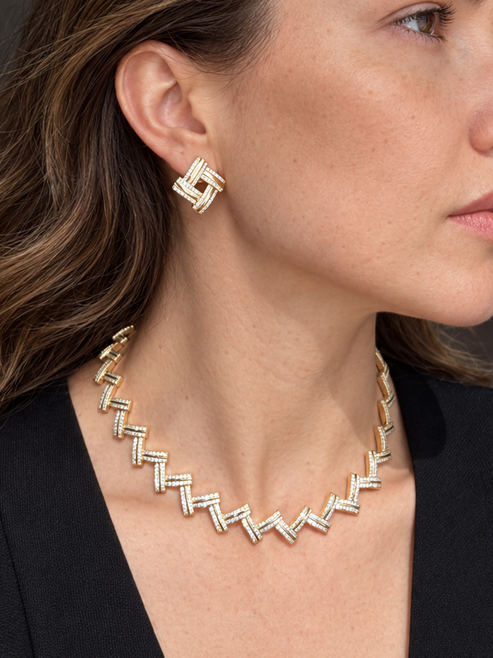 Conjunto Brinco e Colar  Chevron Dourado