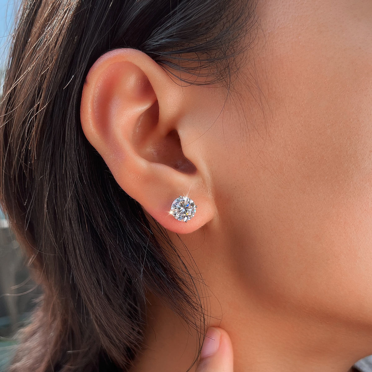 Brinco Solitário 8mm 2,0ct Moissanite