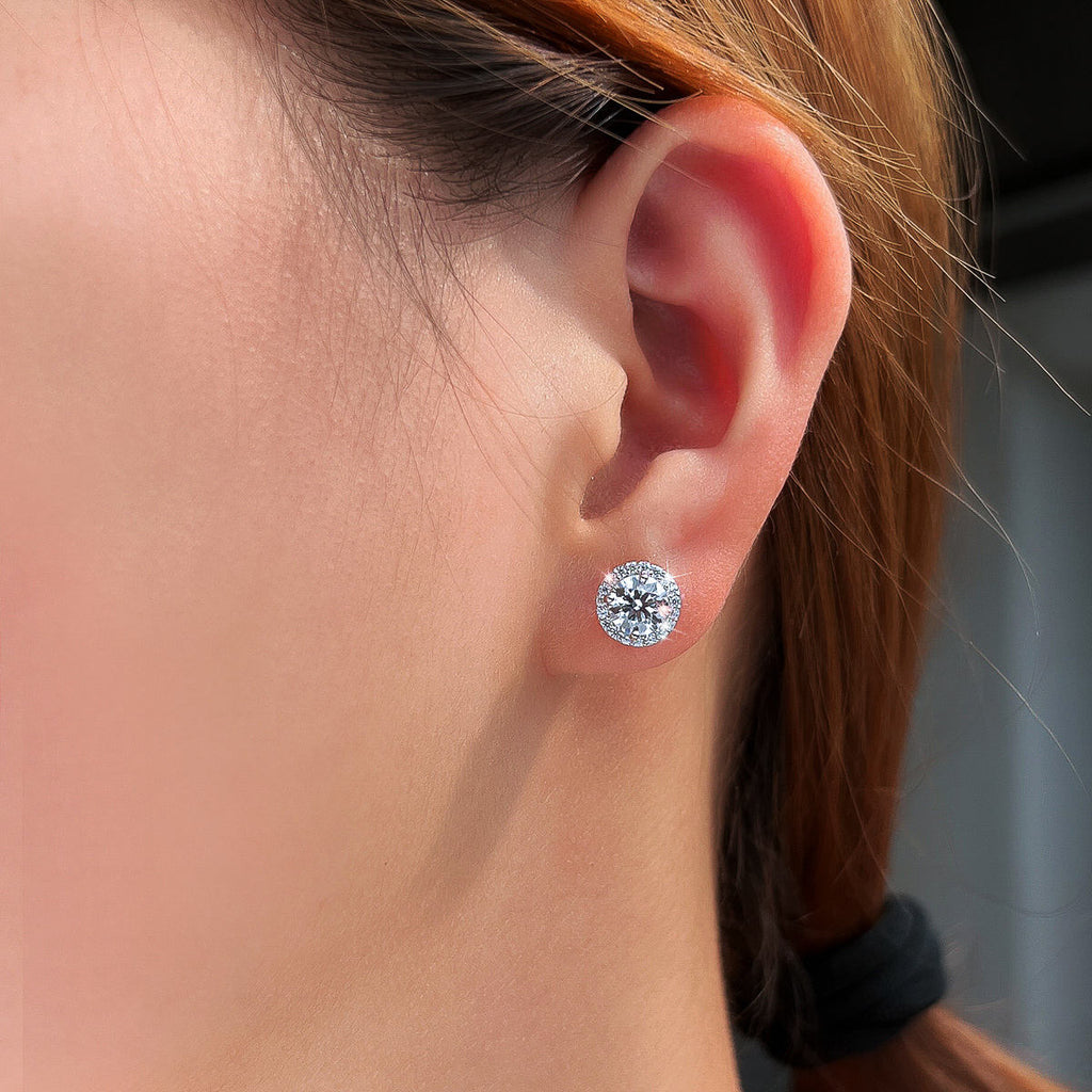 Brinco Solitário 6mm 0,8ct Moissanite