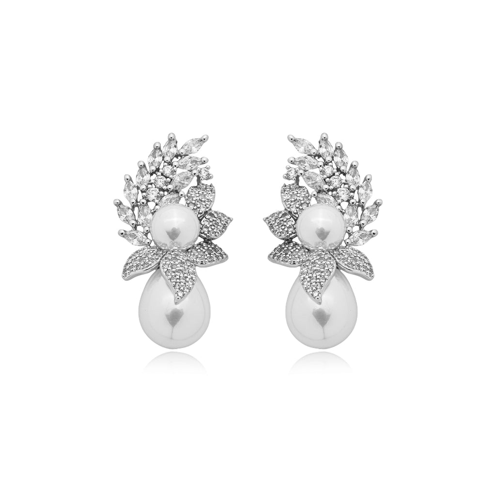 Brinco Folhas e Pérolas