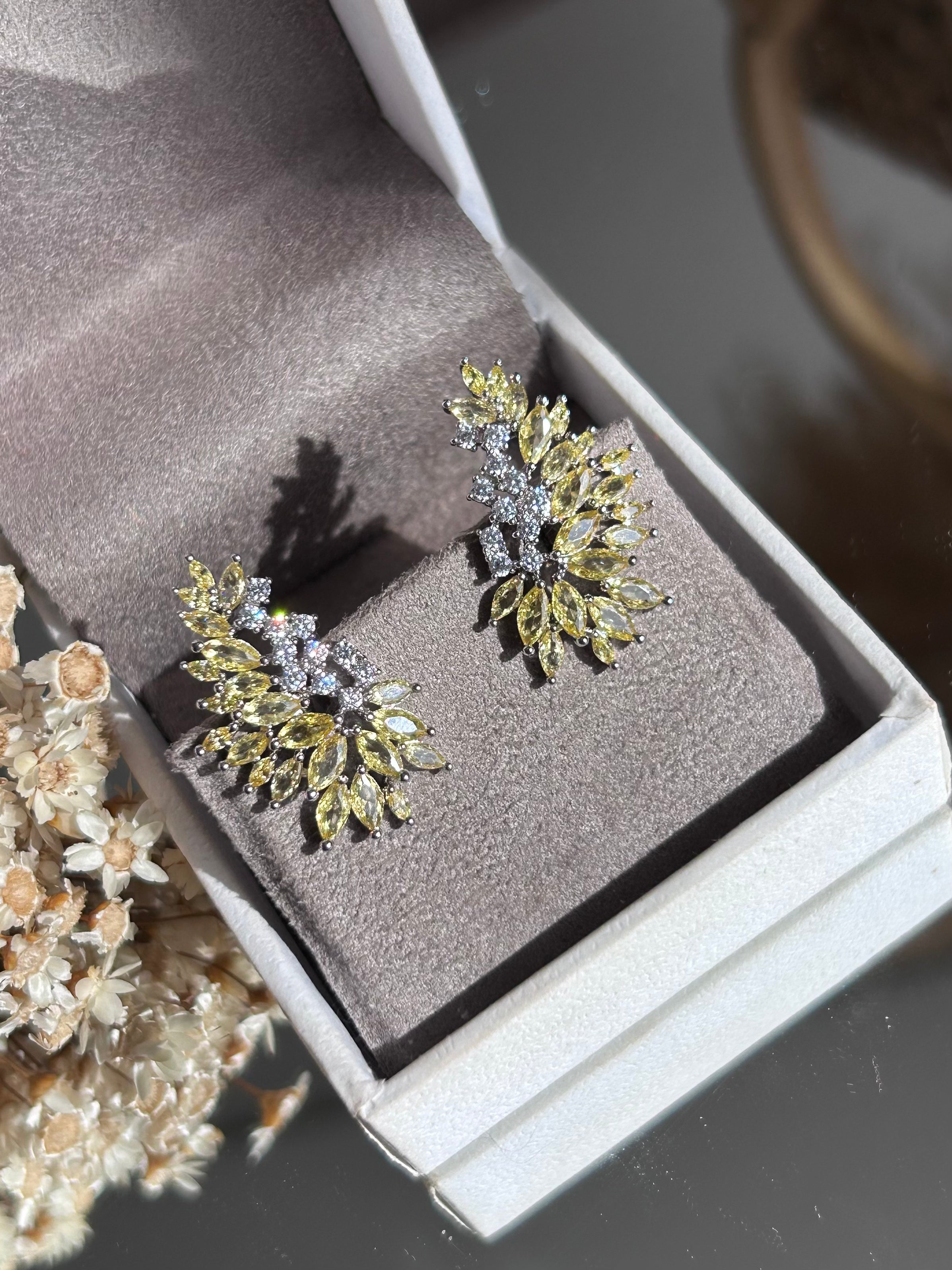 EarCuff Navetes Fancy Yellow