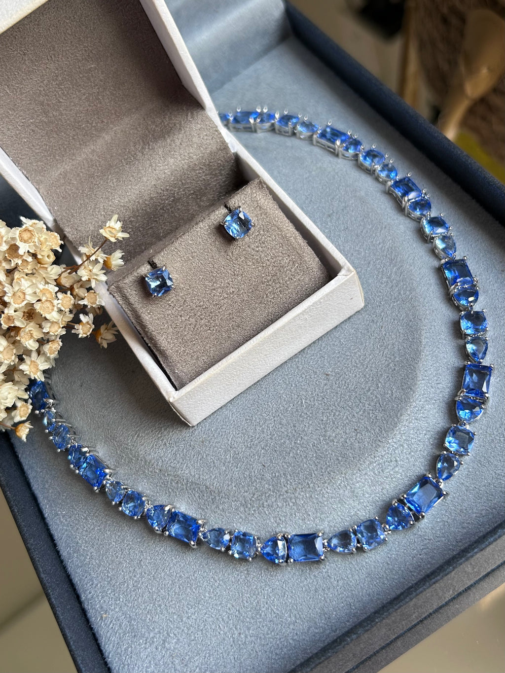 Brinco Solitário Quadrado Tanzanita