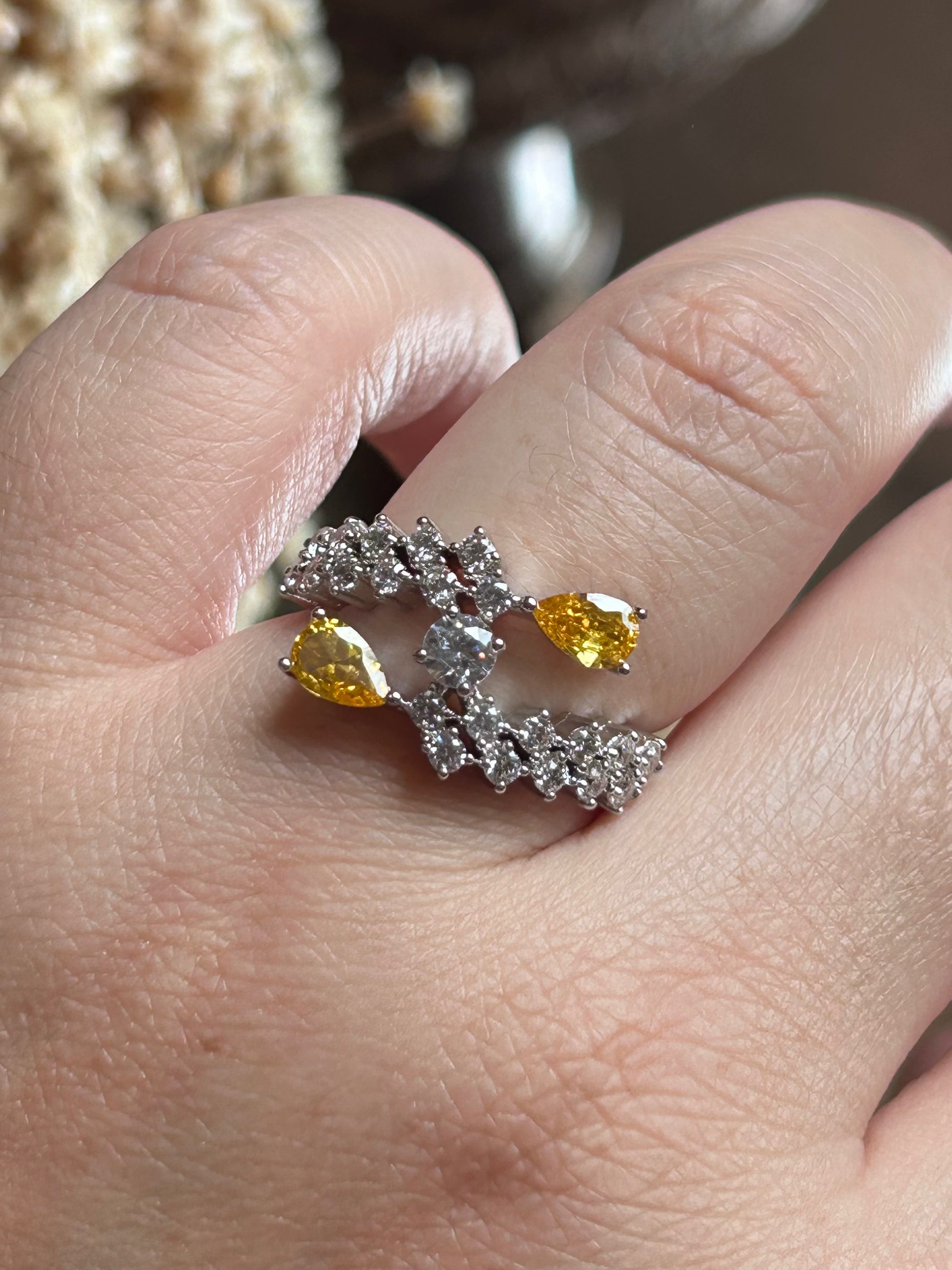 Anel Detalhes Fancy Yellow