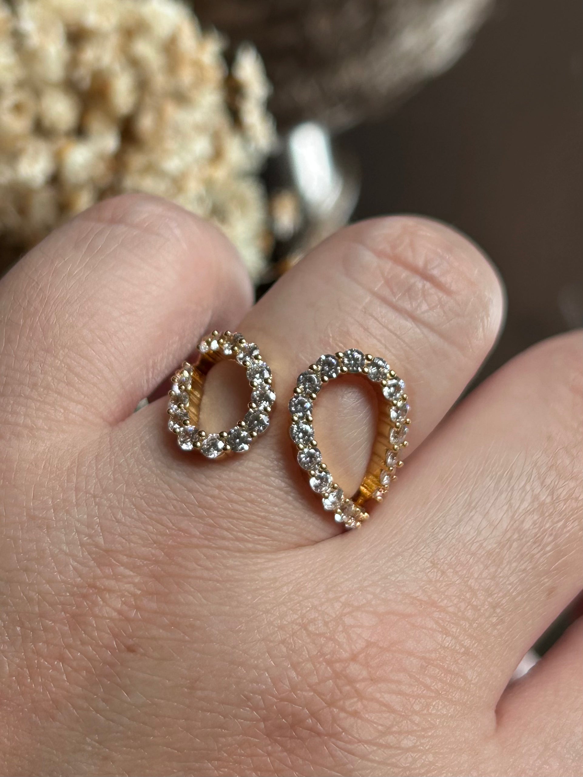 Anel Duas Gotas Vasadas Dourado