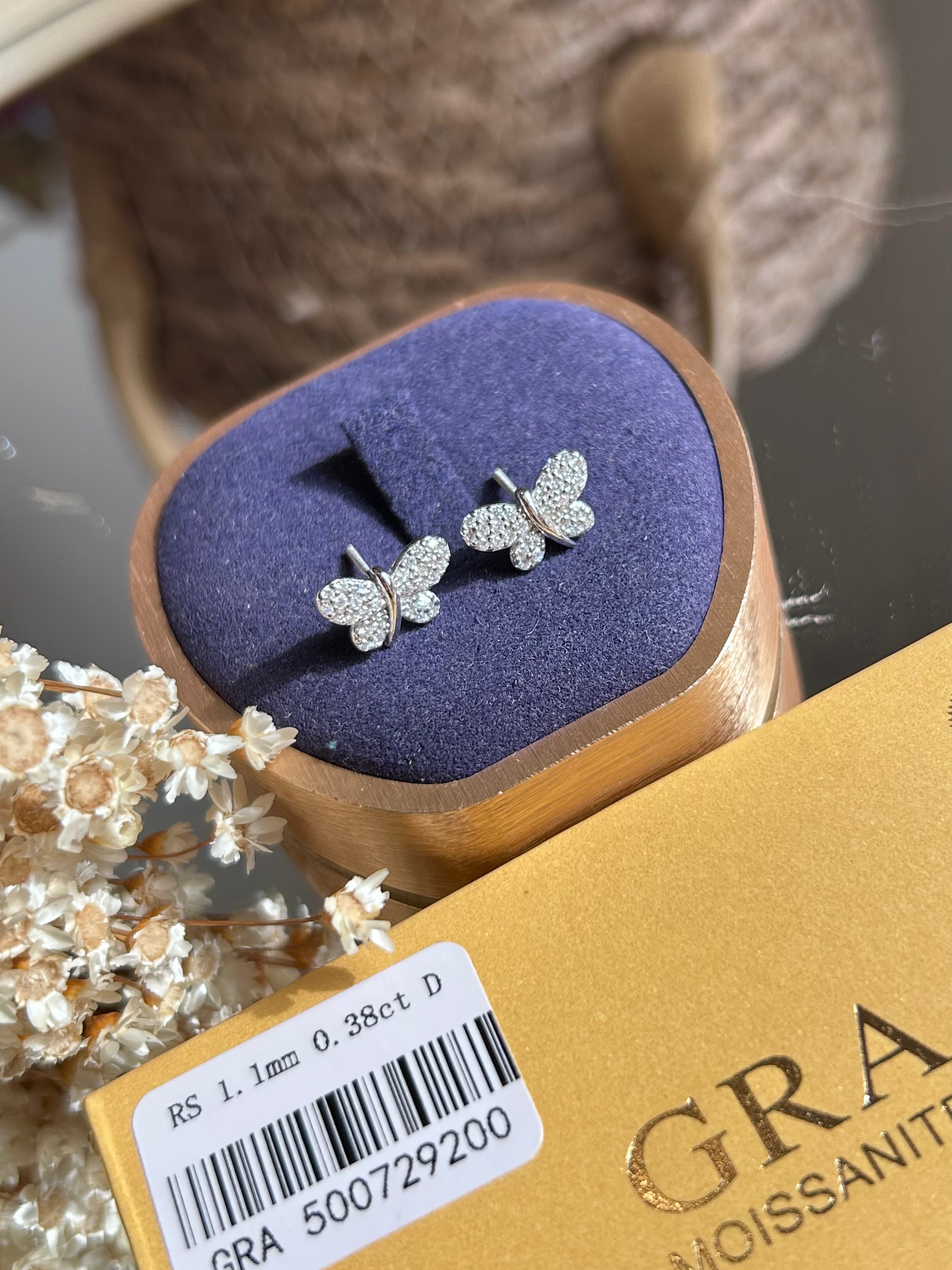 Brinco Libélula Moissanite 0,38ct