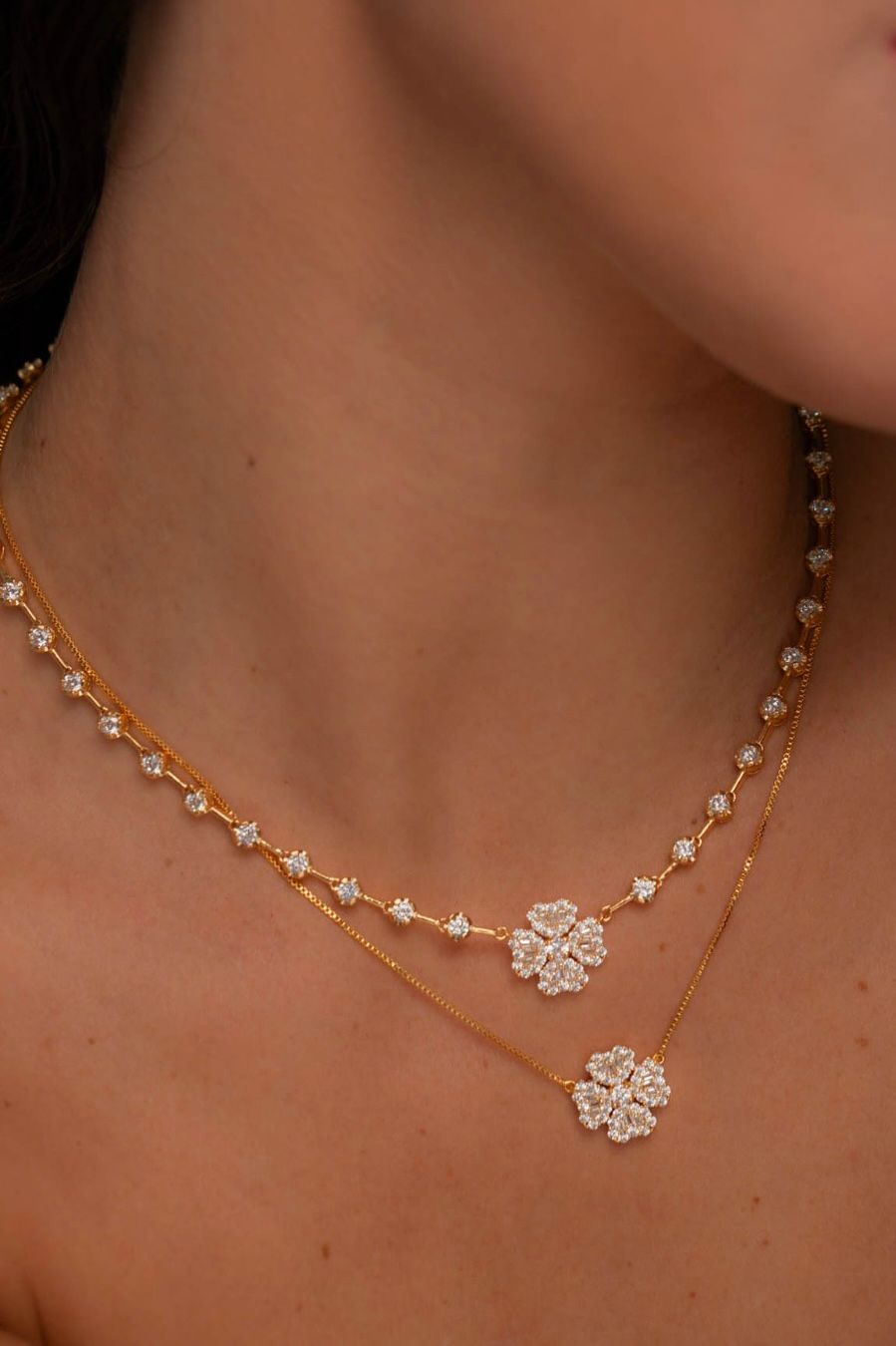 Conjunto Brinco e Colar Riviera Trevo