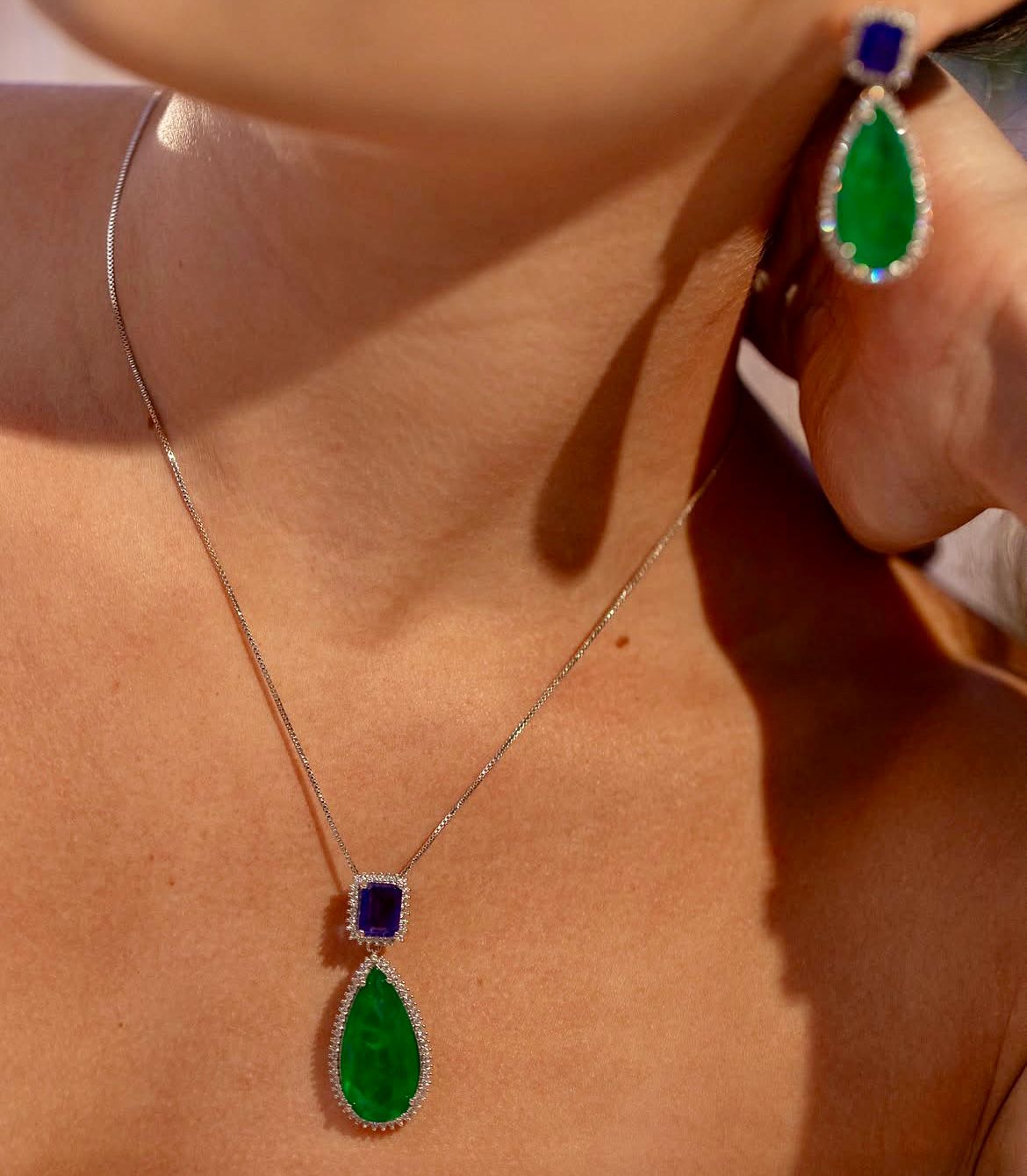 Brinco Luxo Turmalina e Azul Safira Prateado