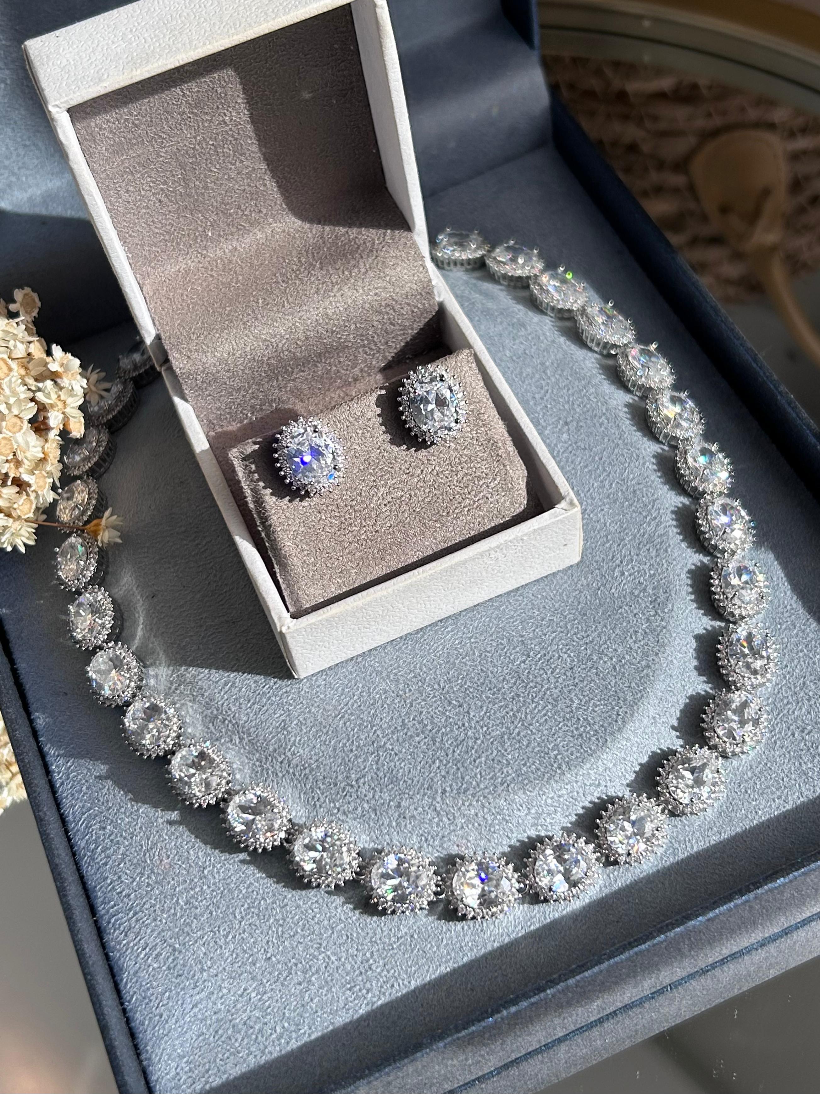 Conjunto Brinco e Colar Riviera Oval Prateado