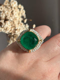 Anel Verde Esmeralda Detalhes Pérola Dourado