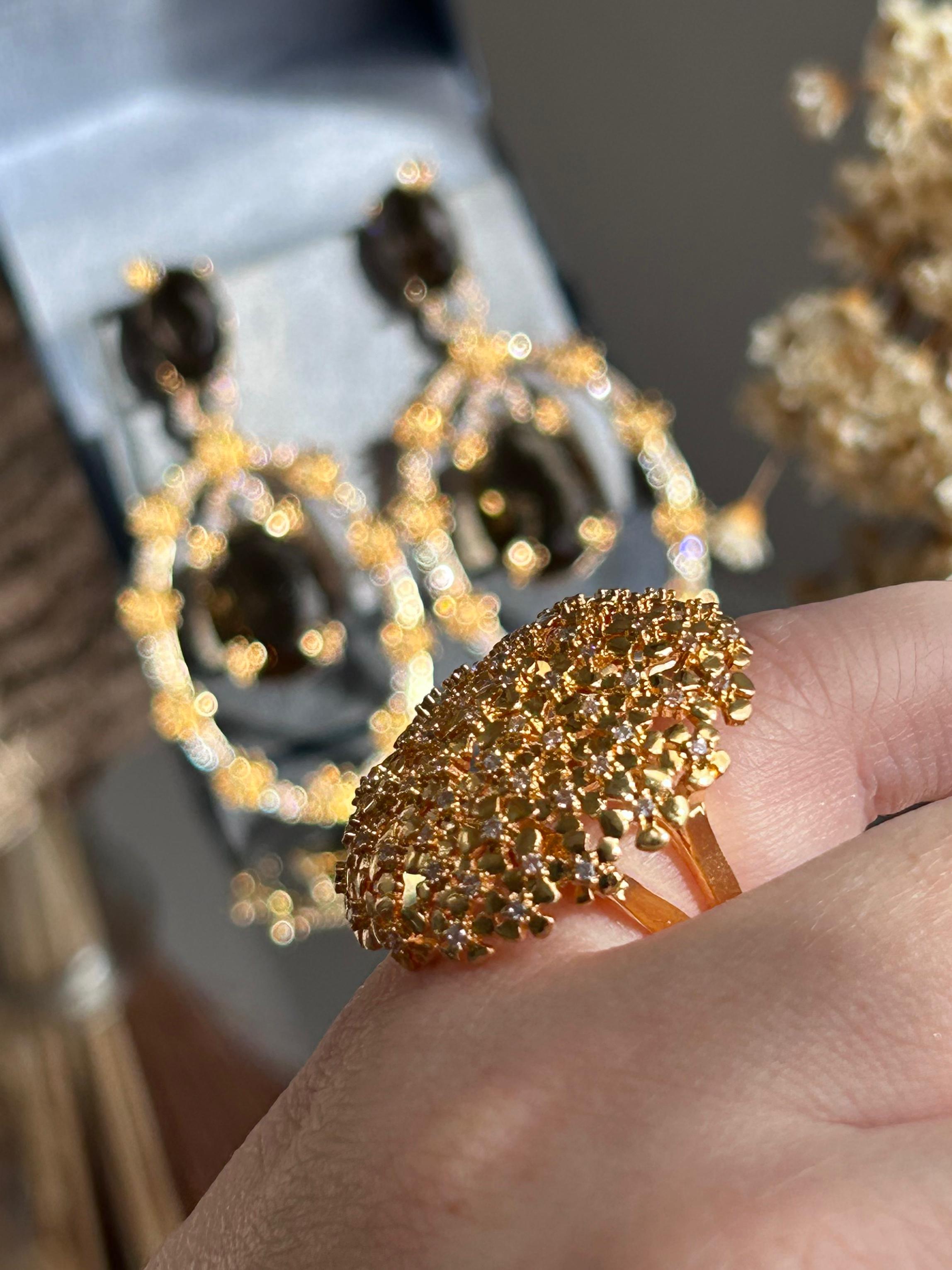 Conjunto Brinco e Anel Flores do Oriente Fumê