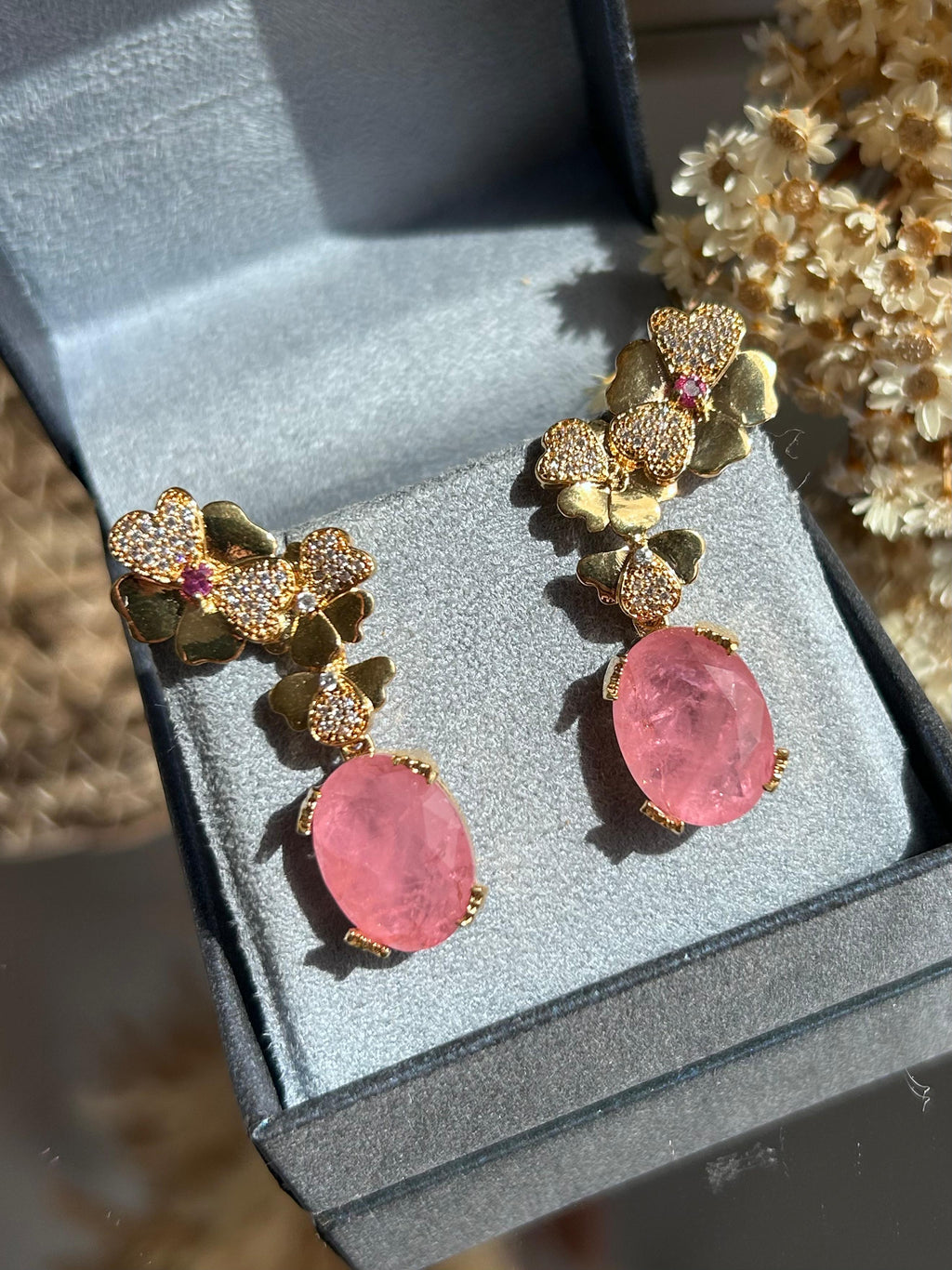 Brinco EarCuff Flower Rosa