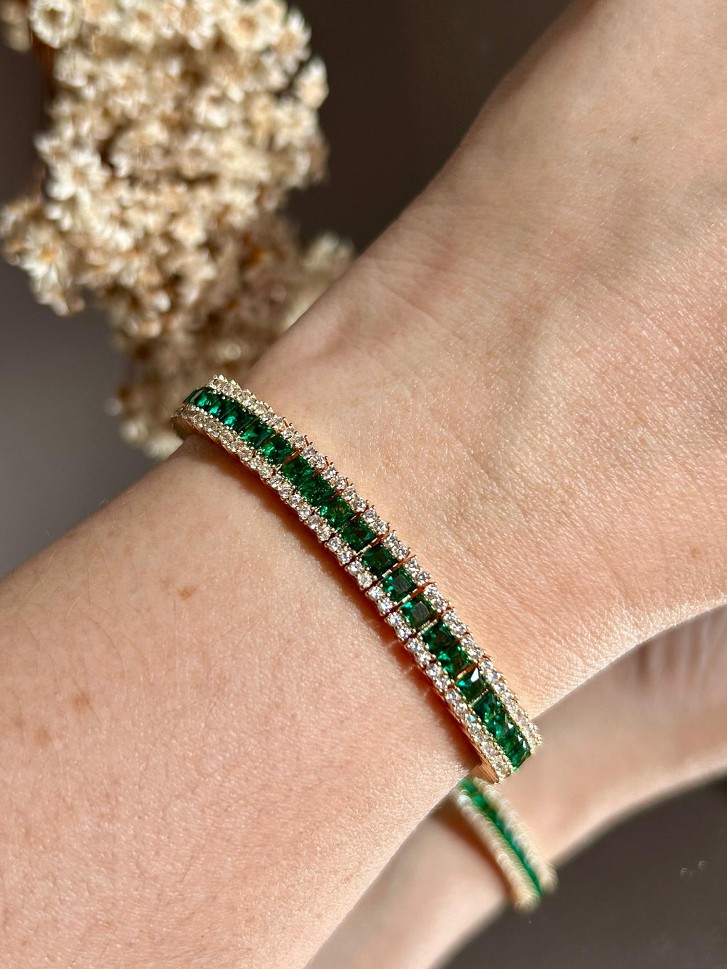 Pulseira Três Fileiras Baguetada Verde Esmeralda