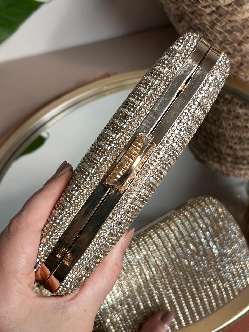 Bolsa Clutch Retangular Cristais Detalhados Dourada