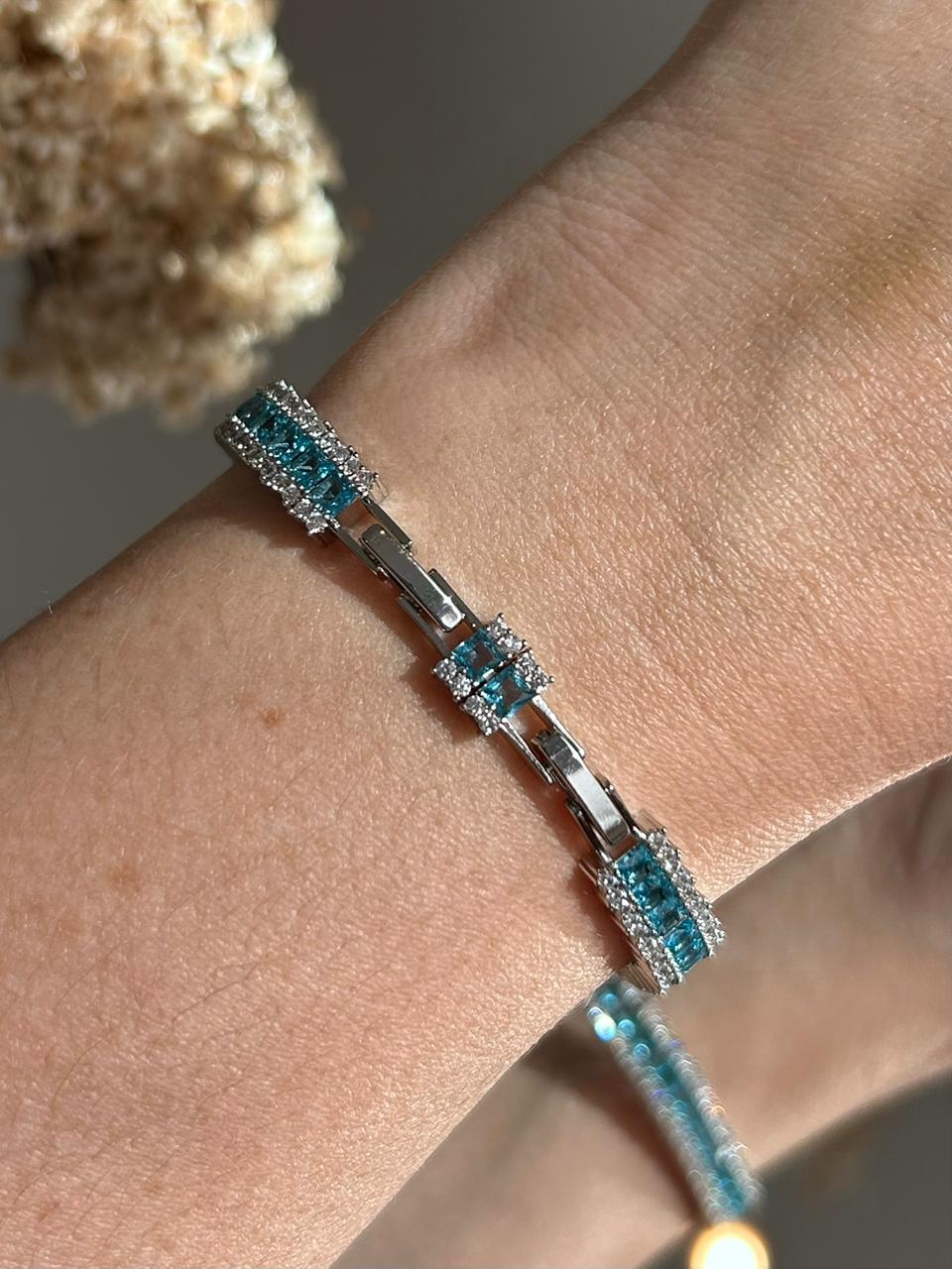 Pulseira Riviera Três Fileiras Baguetada Água Marinha/Azul