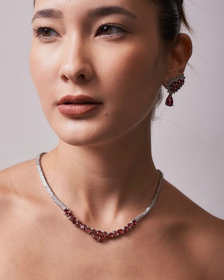 Brinco EarCuff Gota Luxo Rubi