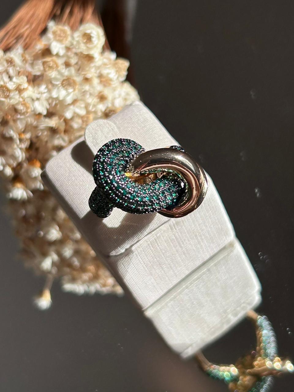 Anel Nó Verde Esmeralda