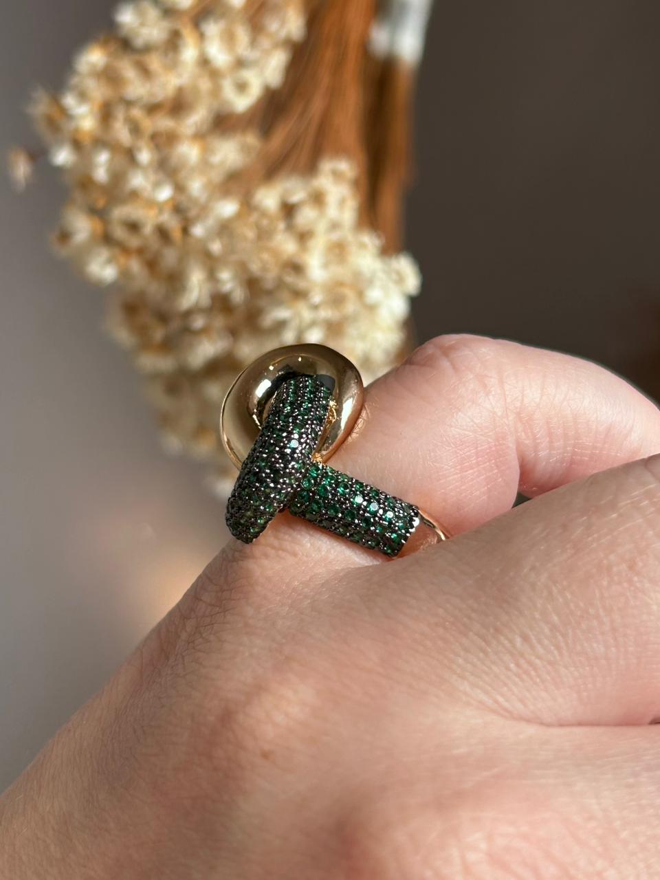 Anel Nó Verde Esmeralda