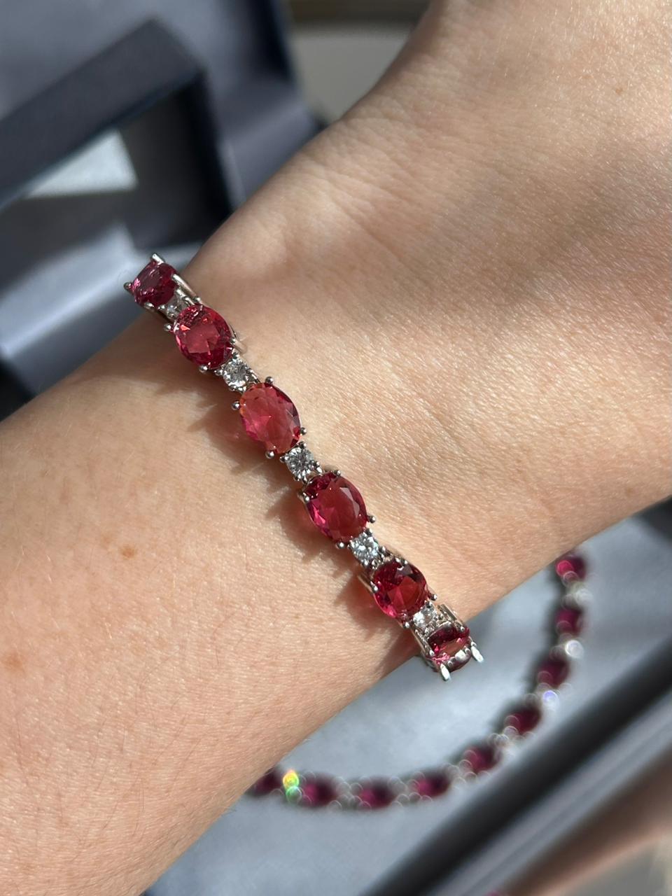 Pulseira Riviera Pedras Ovais Rubelita