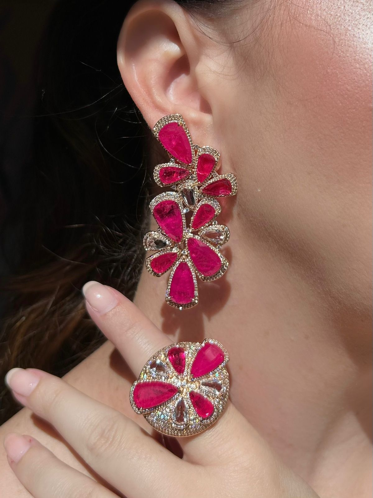 Conjunto Brinco e Anel Imperatriz Pink