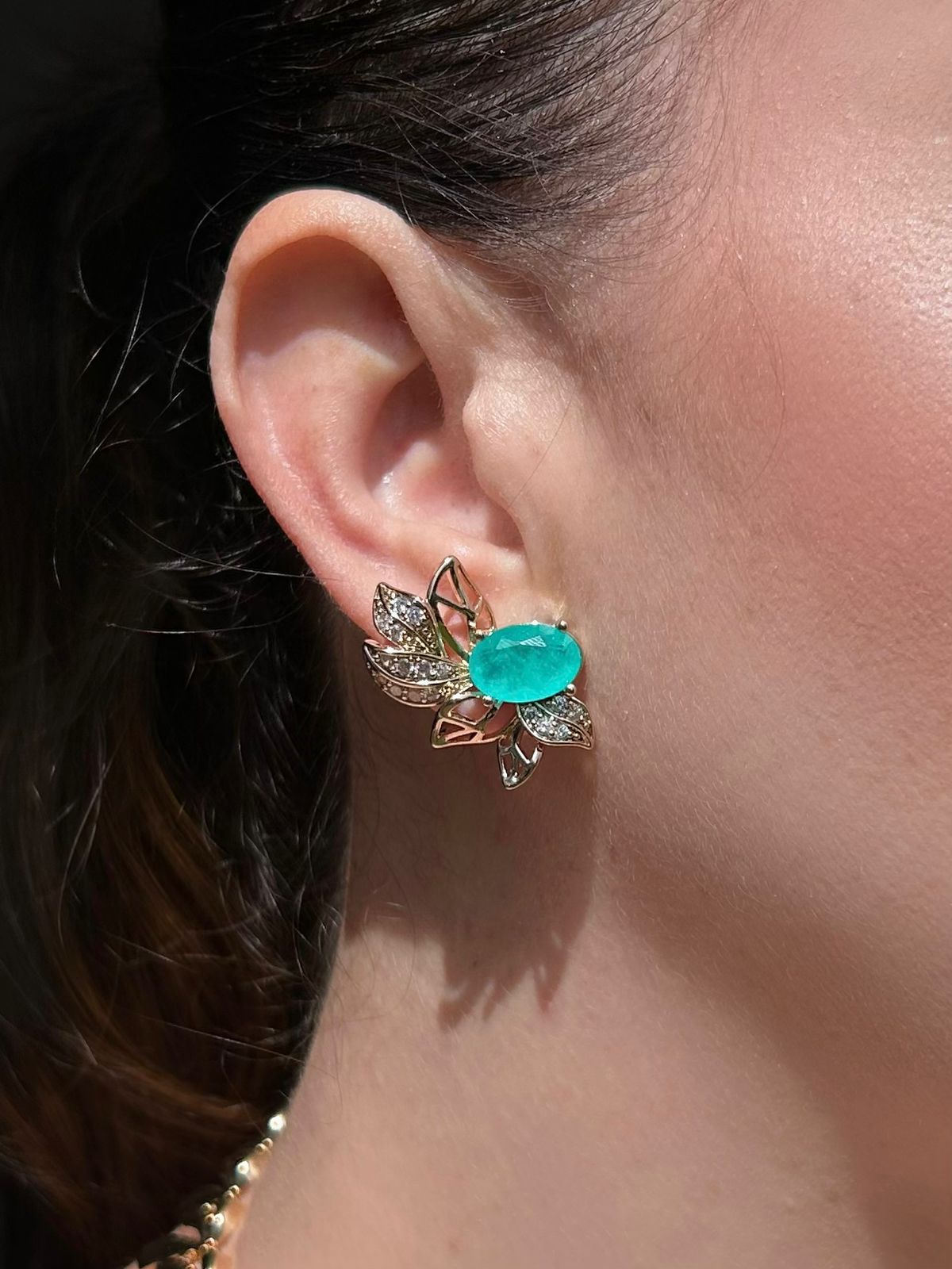 Brinco EarCuff Folhas Turmalina