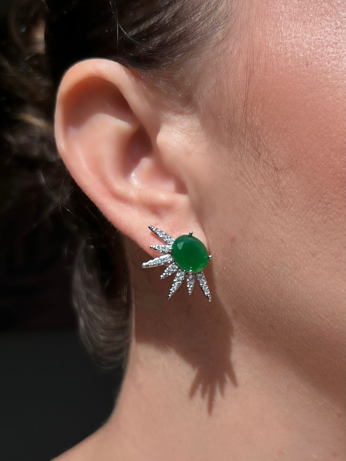 Brinco Raios Verde Esmeralda