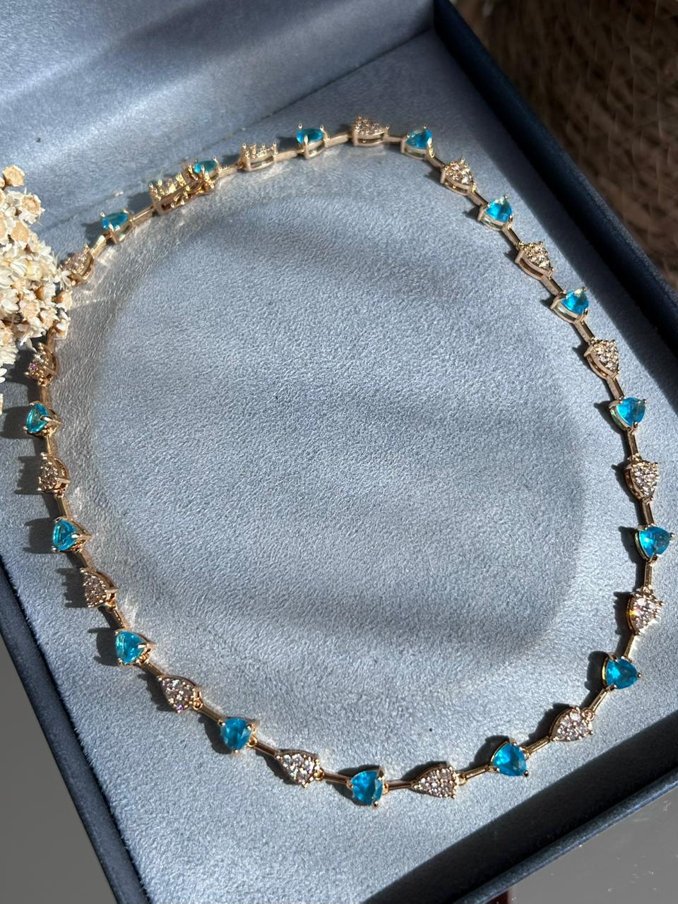 Colar Riviera Pedra Triangular Água Marinha Dourado