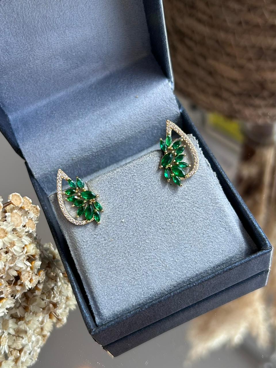 Mini EarCuff Verde Esmeralda