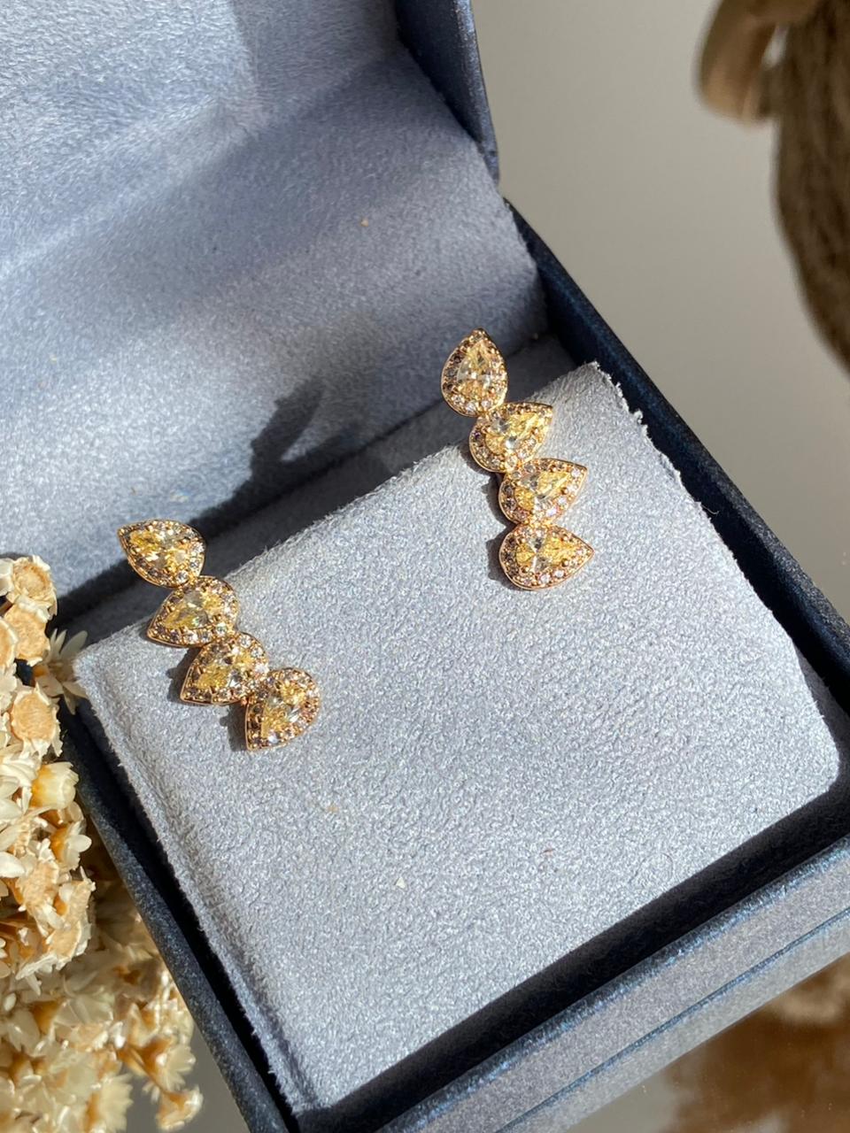 Brinco 4 Gotas Fancy Yellow Dourado