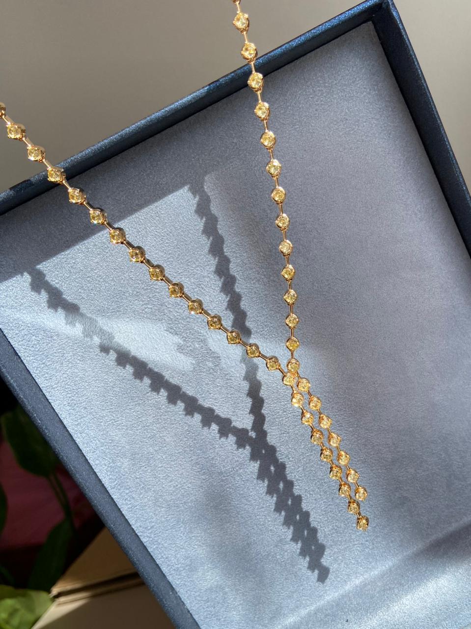 Colar Gravata Riviera Fancy Yellow Dourada