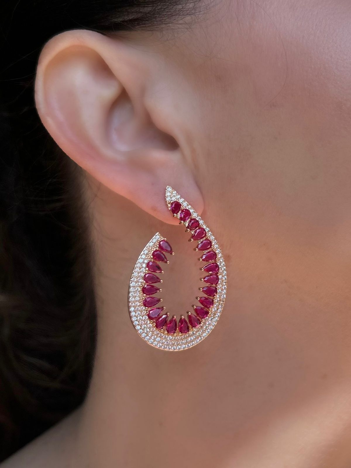 Argola Frontal Safira Rosa/Pink