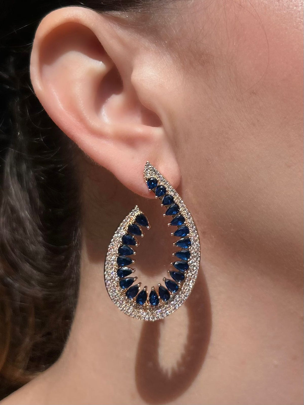 Argola Frontal Azul Safira