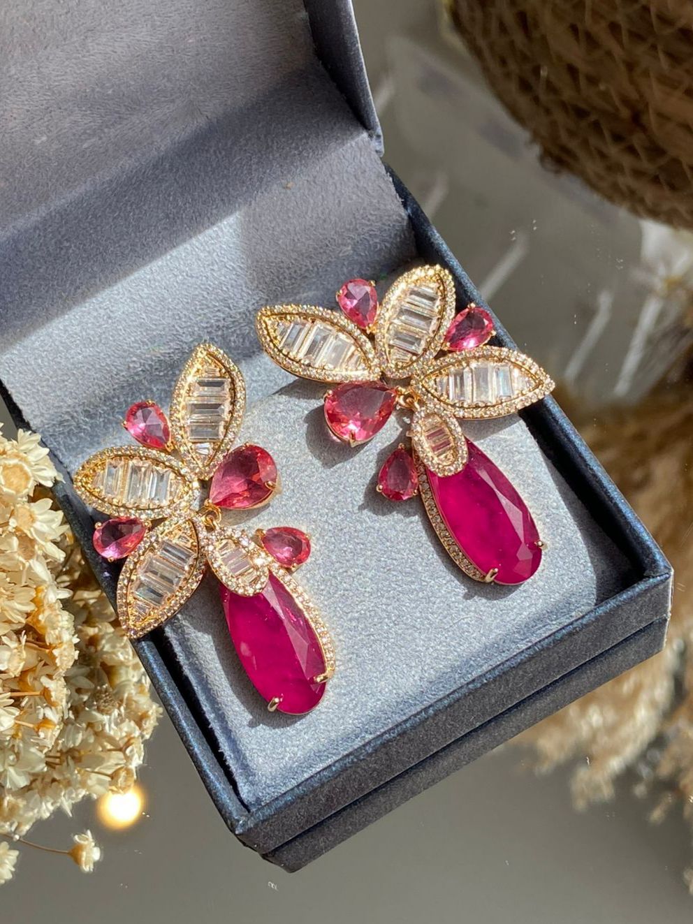 Brinco Lily Pink e Rubelita