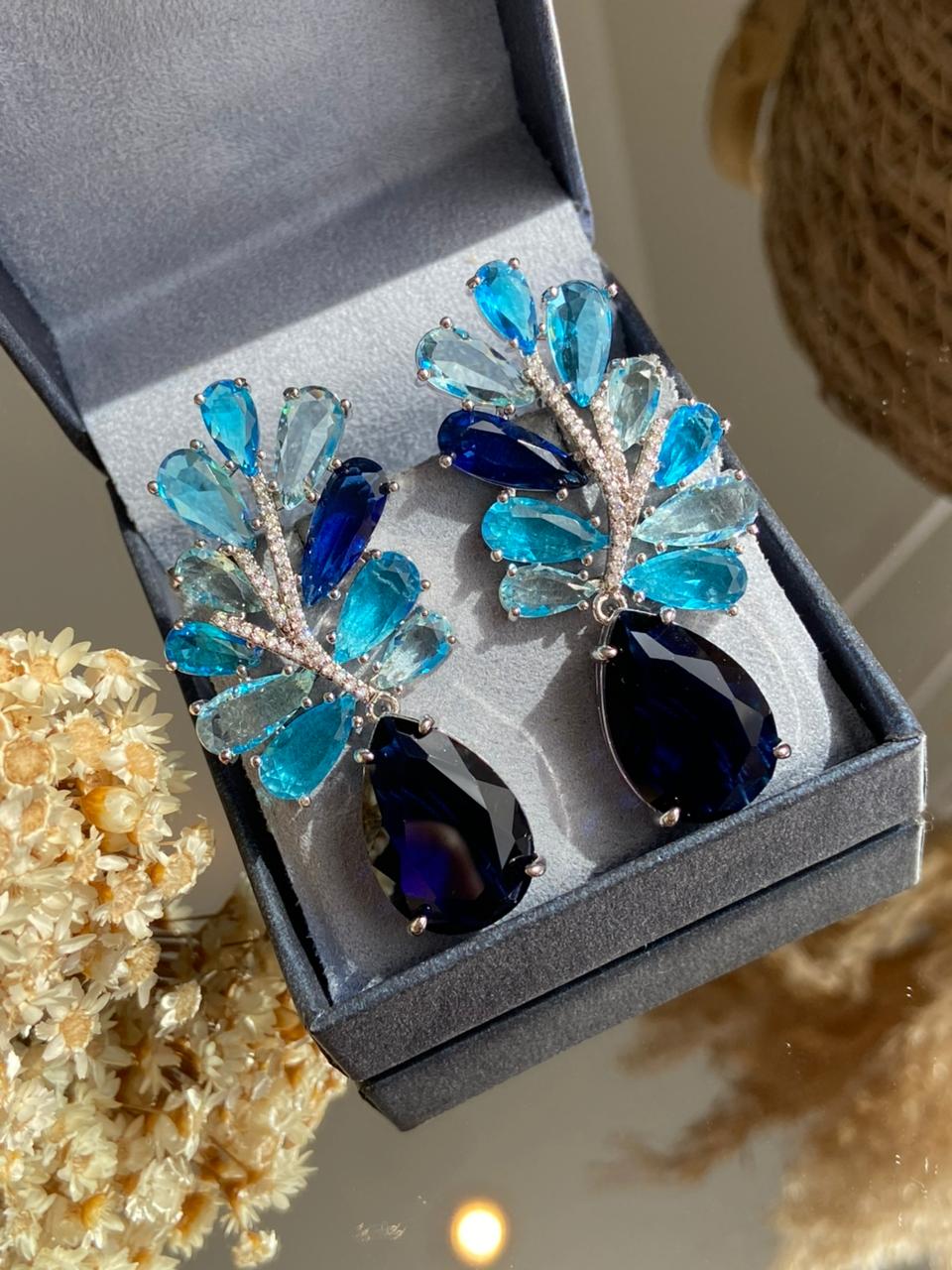 Brinco Folhas Azul Safira e Água Marinha