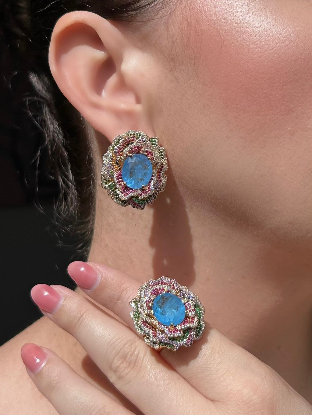 Conjunto Brinco e Anel Flor Tanzanita com Cravação Colorida