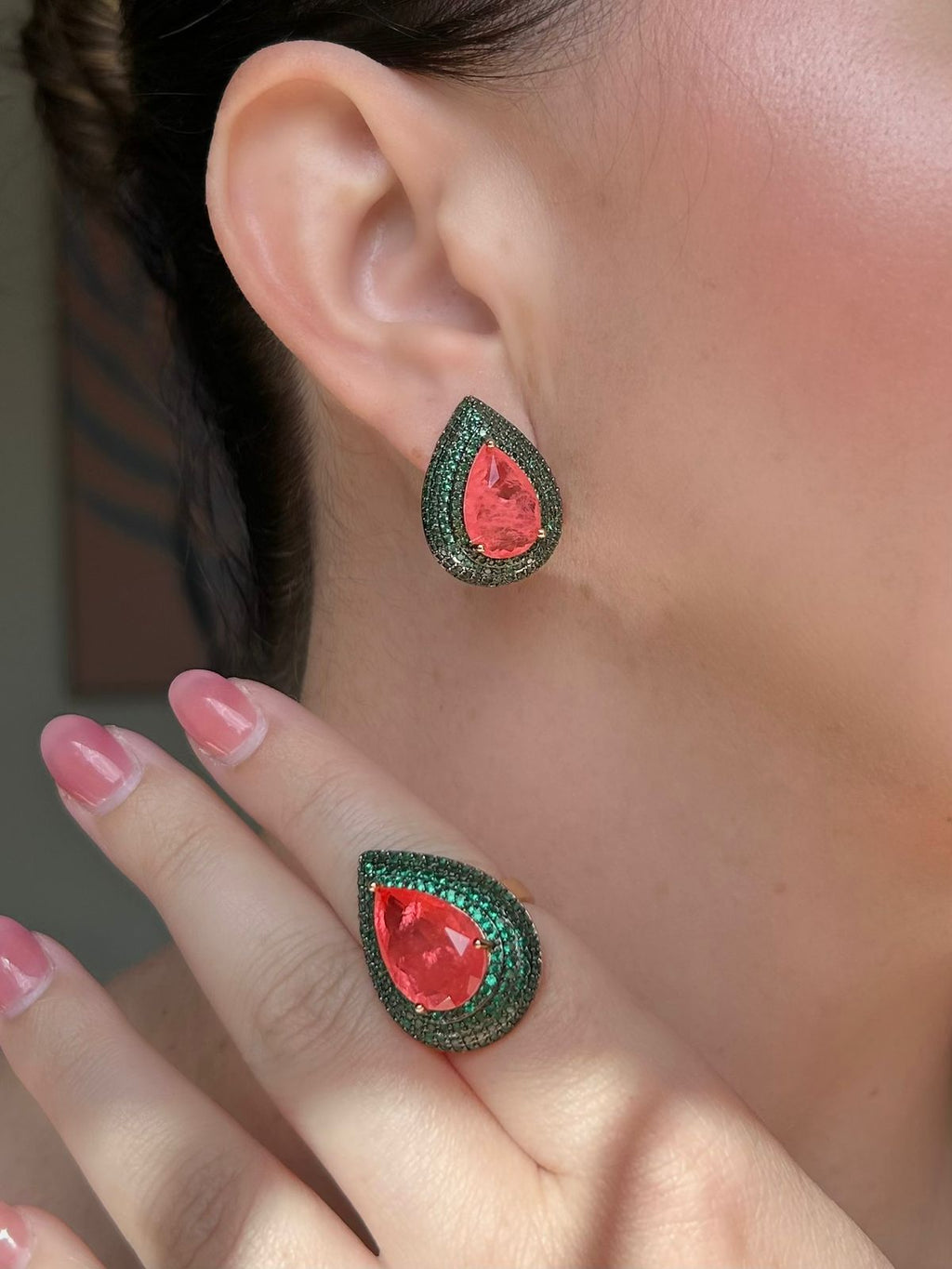 Conjunto Brinco e Anel Gota Verde e Tangerina